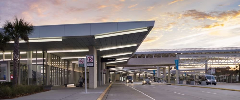 United Airlines CHS Terminal – Charleston International Airport