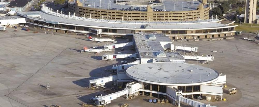 United Airlines BHM Terminal- Birmingham-Shuttlesworth International Airport