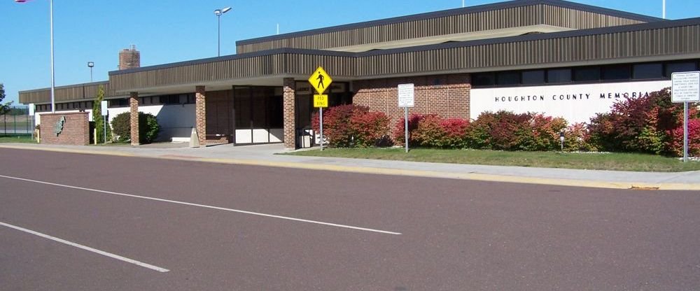 United Airlines CMX Terminal – Houghton County Memorial Airport