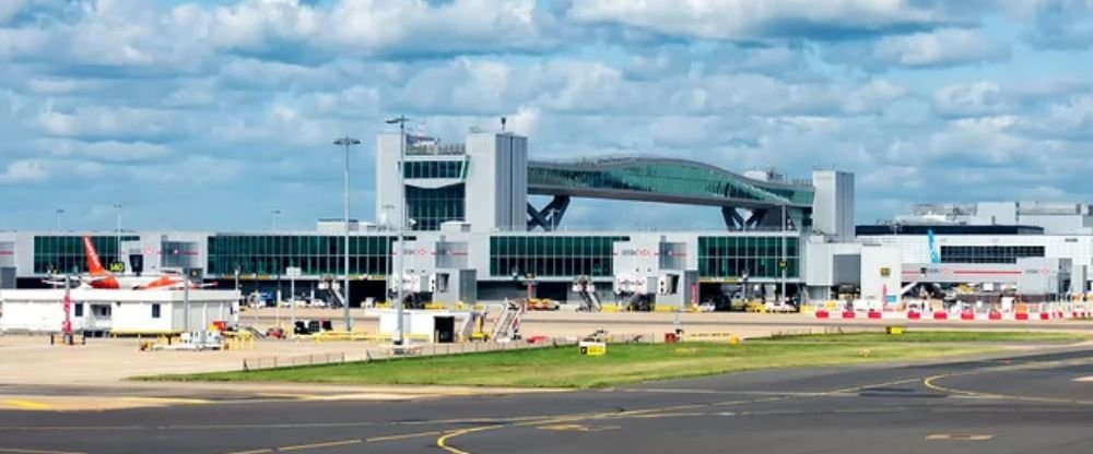 EasyJet Airlines LGW Terminal – London Gatwick Airport