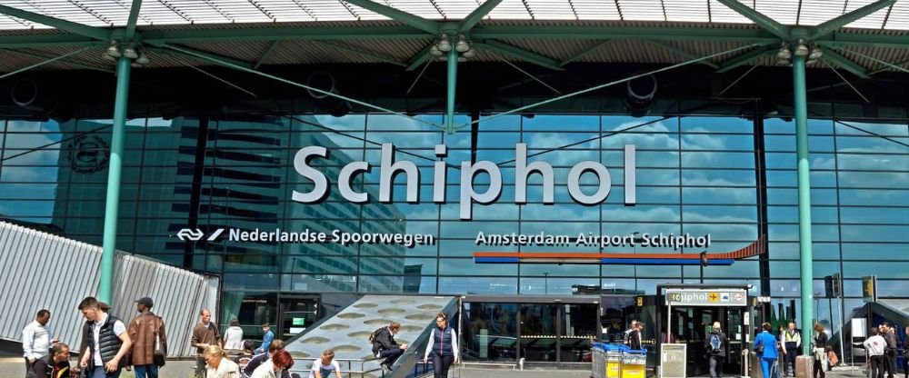 Aerolineas Argentinas Airlines AMS Terminal – Schiphol Amsterdam Airport