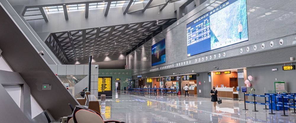 9 Air JIQ Terminal – Qianjiang Wulingshan Airport