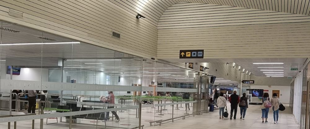 Binter Canarias Airlines VIT Terminal – Vitoria Airport